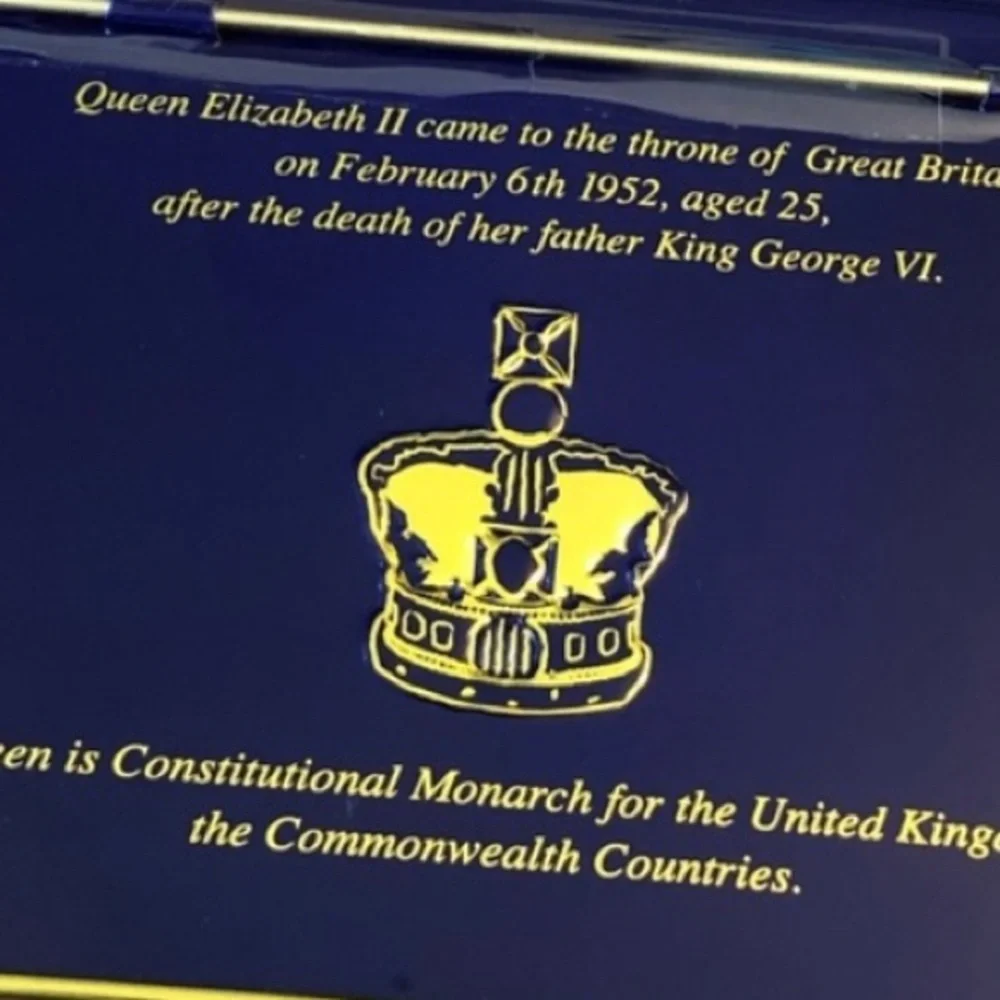 🇬🇧 QUEEN ELIZABETH II ENGLISH BREAKFAST TEA Sealed Tin w/ 40 English teabags ✨